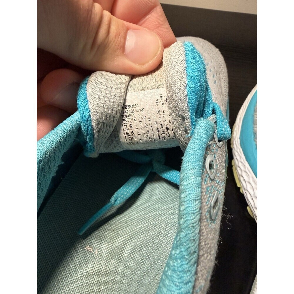New Balance Womens 880 V11 Cyclone Fresh Foam Athletic Shoes Grey Blue Size 7.5 - Picture 8 of 9